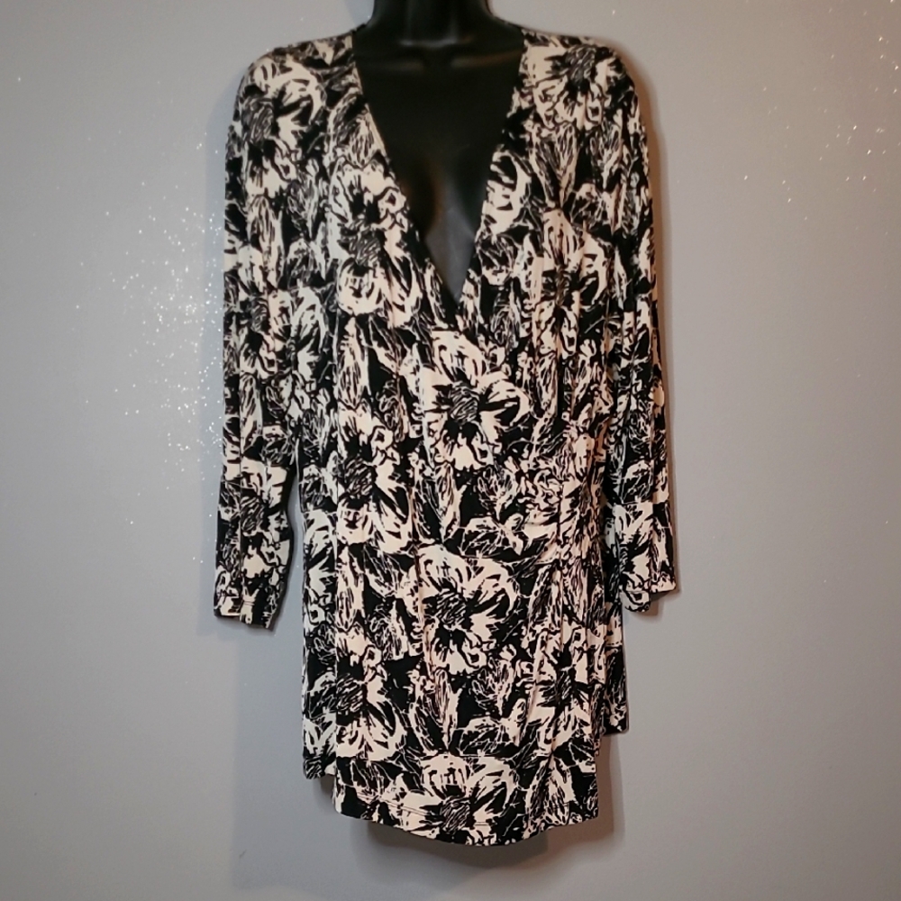 Chico's 2 Travelers Wrap Tunic  Monochrome Patterned Dress Long Sle